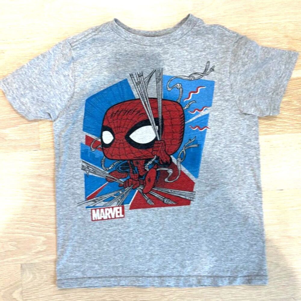 ✨ Official Funko Marvel Spider-Man Heather Gray Graphic Tee ✨